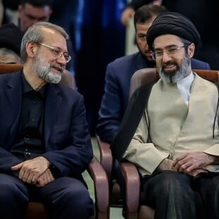 ΜΟΤΖΤΑΜΠΑ ΧΑΜΕΝΕΙ ΑΛΙ ΛΑΡΙΤΖΑΝΙ ΙΡΑΝ ΜΕΣΗ ΑΝΑΤΟΛΗ ΗΠΑ