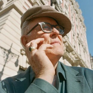 Ο John Lithgow λέει ότι σκέφτηκε να αφήσει το Harry Potter λόγω της J.K. Rowling