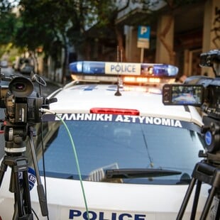 ΕΛΛΗΝΙΚΟ ΓΚΑΛΕΡΙ ΚΟΛΩΝΑΚΙ