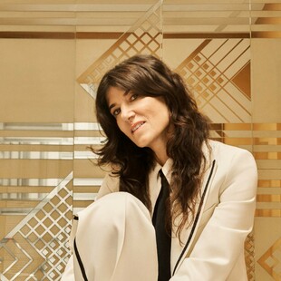 Η Bella Freud θυμάται τον Lucian Freud με αφορμή τη νέα μεγάλη έκθεση στο Λονδίνο
