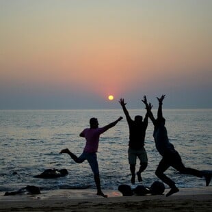 Πανεπιστήμιο της Οξφόρδης: Τι επηρεάζει την ευτυχία σήμερα;