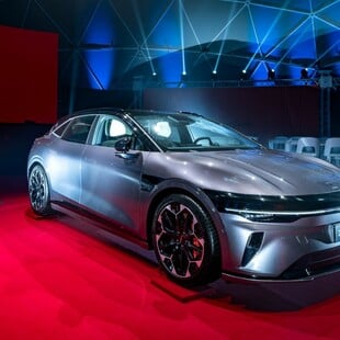 Το νέο Zeekr 7GT "προσγειώθηκε" στην Ελλάδα