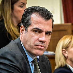 Αποχαιρετώντας τα τελευταία προσχήματα