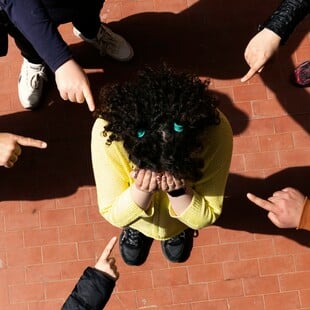 ΧΑΝΙΑ BULLYING 14ΧΡΟΝΟΣ ΜΑΘΗΤΕΣ ΑΝΗΛΙΚΟΙ