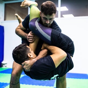 Tο βραζιλιάνικο Ζίου Ζίτσου είναι το νέο fitness trend της πόλης 