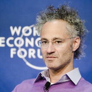 ΑΛΕΞ ΚΑΡΠ ΝΕΥΡΟΔΙΑΦΟΡΕΤΙΚΟΤΗΤΑ AI PALANTIR