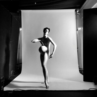 Η Erin O’Connor κατηγορεί το Instagram για «διπλά μέτρα» μετά την αφαίρεση φωτογραφιών της από την εγκυμοσύνη της