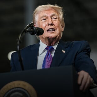 ΝΤΟΝΑΛΝΤ ΤΡΑΜΠ