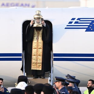 Ο τελευταίος να σβήσει το («άγιο») φως