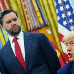 ΝΤΟΝΑΛΝΤ ΤΡΑΜΠ ΤΖΕΙ ΝΤΙ ΒΑΝΣ ΟΡΜΠΑΝ 