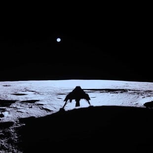 Artemis II: Οι αστροναύτες φτάνουν στην «σκοτεινή» πλευρά της Σελήνης – Πιο μακριά από κάθε άνθρωπο