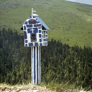 Ευγενία Γρηγοράκη: Εικονοστάσια και Τάματα