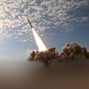 Μπορούμε να αντισταθούμε στον ολοκληρωτικό πόλεμο;