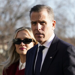 ΧΑΝΤΕΡ ΜΠΑΙΝΤΕΝ ΤΡΑΜΠ ΤΖΟΥΝΙΟΡ ΕΡΙΚ ΤΡΑΜΠ 