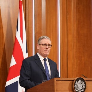 ΒΡΕΤΑΝΙΑ ΕΦΗΒΟΙ ΚΙΡ ΣΤΑΡΜΕΡ SOCIAL MEDIA ΑΠΑΓΟΡΕΥΣΗ