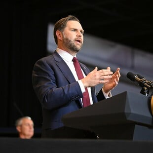 ΤΖΕΙ ΝΤΙ ΒΑΝΣ ΣΤΕΝΑ ΤΟΥ ΟΡΜΟΥΖ ΙΡΑΝ