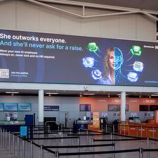 AI ΔΙΑΦΗΜΙΣΗ ΒΡΕΤΑΝΙΑ ΣΕΞΙΣΤΙΚΗ