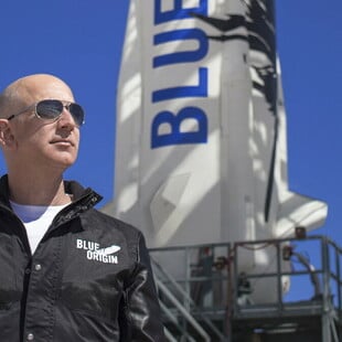 ΤΖΕΦ ΜΠΕΖΟΣ BLUE ORIGIN NASA ΔΟΡΥΦΟΡΟΣ