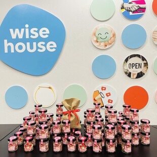 Η Hans & Gretel στήριξε το έργο της Wise Greece με μια πράξη προσφοράς 