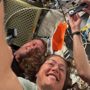 ΑΣΤΡΟΝΑΥΤΕΣ ΔΙΑΣΤΗΜΑ ΒΑΡΥΤΗΤΑ