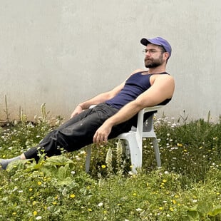 Ένας ύμνος στην καψούρα χωρίς ενοχές και προσχήματα