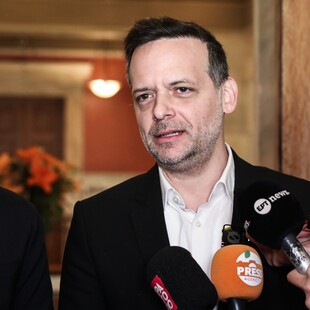 ΧΑΡΗΣ ΔΟΥΚΑΣ ΞΕΝΟΔΟΧΕΙΑ ΑΘΗΝΑ