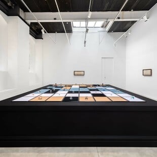 Turner Prize 2026: Μια βραχεία λίστα με έντονο πολιτικό φορτίο και γλυπτική ουσία.