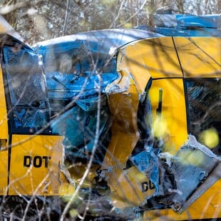 ΔΑΝΙΑ ΣΥΓΚΡΟΥΣΗ ΤΡΕΝΩΝ ΤΡΑΥΜΑΤΙΕΣ