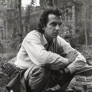 Ντιν Ταβουλάρης (1932-2026): Ο «Νονός» της σύγχρονης σκηνογραφίας