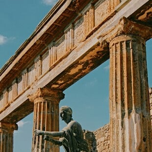 ΠΟΜΠΗΙΑ AI ΒΕΖΟΥΒΙΟΣ