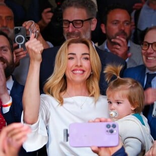 ΣΙΛΒΙΑ ΣΑΛΙΣ ΤΖΟΡΤΖΙΑ ΜΕΛΟΝΙ ΓΕΝΟΒΑ 