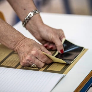 ΠΑΝΕΛΛΗΝΙΕΣ 2026 ΥΠΟΨΗΦΙΟΙ ΧΡΗΜΑΤΑ