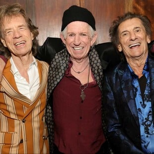 Οι Rolling Stones επιστρέφουν με νέο άλμπουμ και δεν μοιάζουν έτοιμοι να γίνουν μνημείο