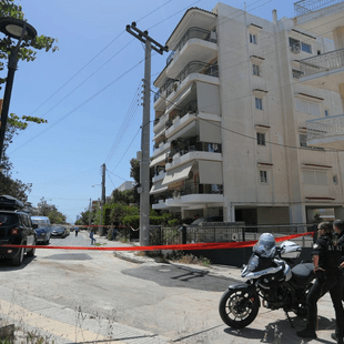ΗΛΙΟΥΠΟΛΗ ΠΤΩΣΗ ΚΟΡΙΤΣΙΑ ΑΡΕΙΟΣ ΠΑΓΟΣ ΣΗΜΕΙΩΜΑ