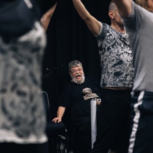 Σταμάτης Κραουνάκης: «Σε αυτήν τη Λυσιστράτη θα γίνει μεγάλη γιορτή»