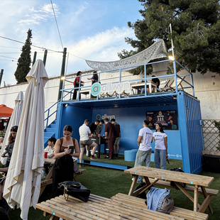 Στην αυλή της Allwyn, το Athens Street Food Festival γίνεται κάτι παραπάνω από μια γευστική εμπειρία
