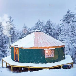 20 στρέμματα και ένα yurt στα δάση του Βερμόντ