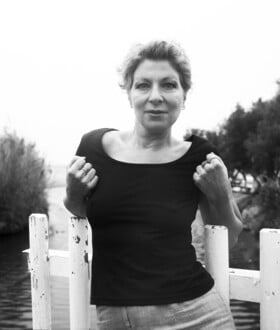 Χριστιάνα: Η σπουδαία τραγουδίστρια έφυγε πρόωρα από τη ζωή