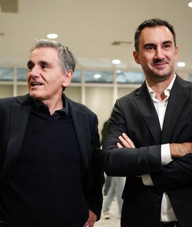 Νέο κόμμα; όχι ακόμα