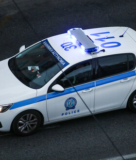 Σαλαμίνα: Δολοφόνησαν γυναίκα στο σπίτι της- Έφερε τραύματα από πυροβολισμό