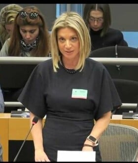 Μαρία Καρυστιανού στο Ευρωκοινοβούλιο για τα Τέμπη: Απελπιστική κατάρρευση της εμπιστοσύνης στους θεσμούς στην Ελλάδα