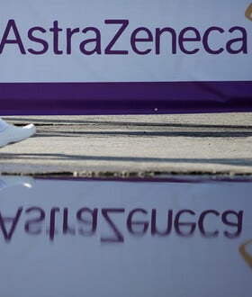 ​AstraZeneca: Αγοράζει έναντι $1 δισ. εταιρεία που εξελίσσει πρωτοποριακή θεραπεία για τον καρκίνο