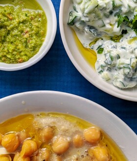 Taste Atlas: Μία ελληνική σως είναι στις 50 καλύτερες του κόσμου