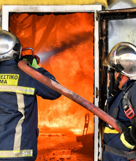 Μεγάλη φωτιά σε εργοστάσιο στη ΒΙ.ΠΕ Ηρακλείου - Ήχησε το 112 στην περιοχή
