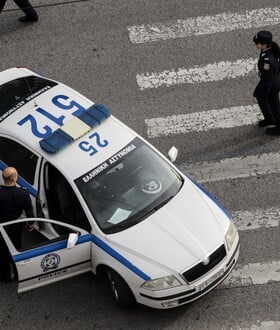 Κορυδαλλός: Μεθυσμένος και χωρίς δίπλωμα οδηγός έπεσε πάνω σε έξι αυτοκίνητα