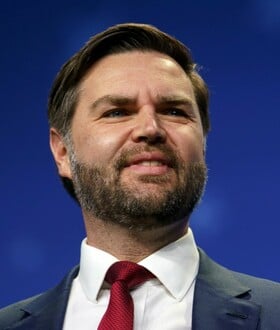 Τζέι Ντι Βανς σε Βρετανία: «Καταργήστε τους νόμους υπέρ των ΛΟΑΤΚΙ+ για να εξασφαλίσετε μια εμπορική συμφωνία»