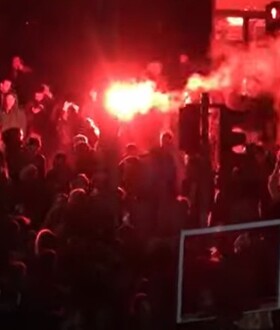 Σερβία: Μουσουλμάνοι φοιτητές περιφρουρούν τη δημόσια τηλεόραση ώστε οι Χριστιανοί συνάδελφοι τους να γιορτάσουν το Πάσχα