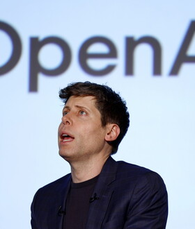 Η OpenAI αποσύρει την τελευταία ενημέρωση του ChatGPT γιατί «έγινε κόλακας»