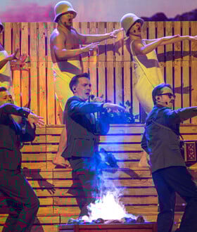 Eurovision 2025: Η Σουηδία σάρωσε στον μεγάλο τελικό – Αποθέωση για τους KAJ και το «Bara Bada Bastu»