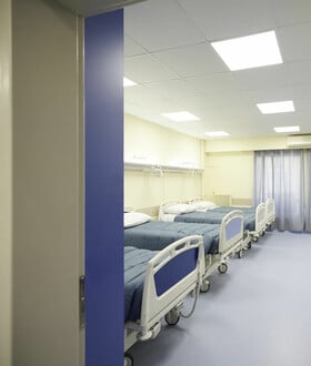 Τζάνειο: Με πολυοργανική ανεπάρκεια η 62χρονη - Σε εξέλιξη ΕΔΕ για τον βοηθό νοσηλευτή